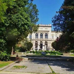 Daire Maria Luiza, Varna